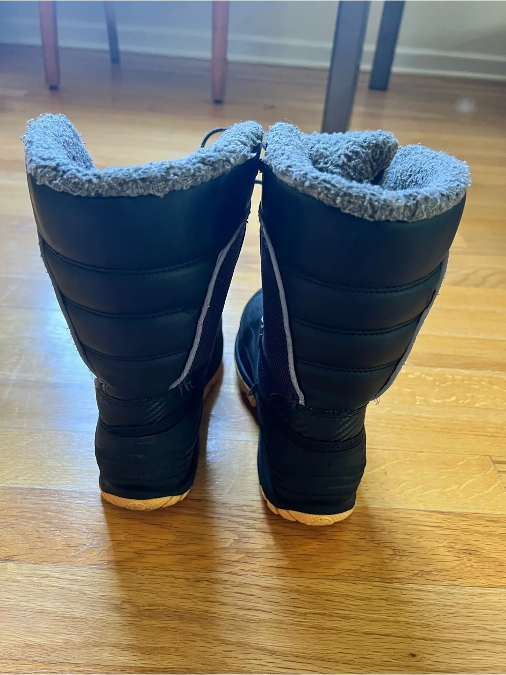 Kamik Kids Snow Boots in Black and Navy/Purple with Gray Fleece Collar
